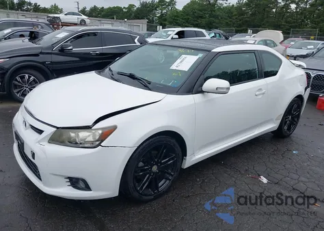 2011 Scion Tc from USA, damaged, VIN JTKJF5C70B3014192